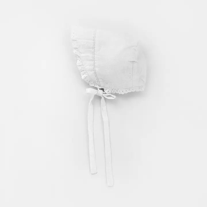 Lucy Seersucker Bonnet (White)