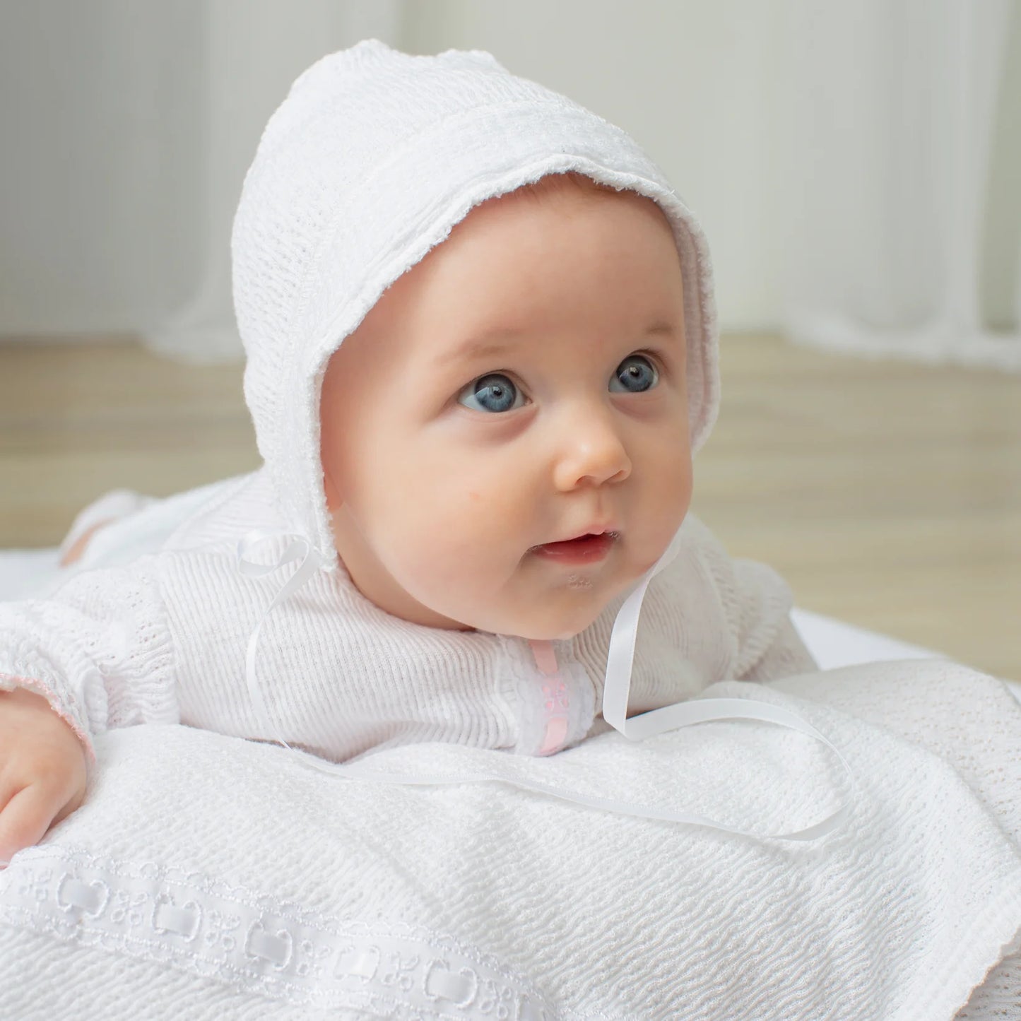 Paty Knit Bonnet with Satin Ribbon- White